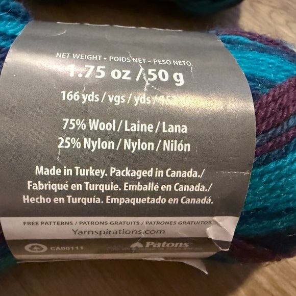 2 SKEINS - Patons Kroy Socks Yarn in Colorway “Blue Raspberry” - Picture 4 of 4